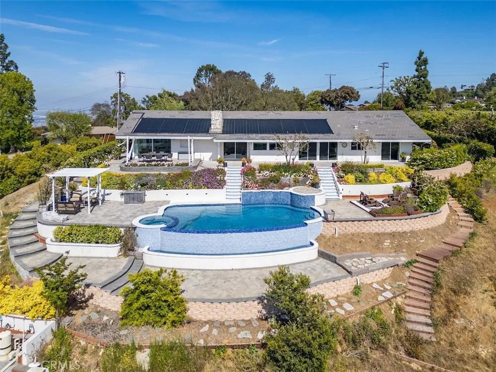 2 El Concho Lane Rolling Hills, CA 90274