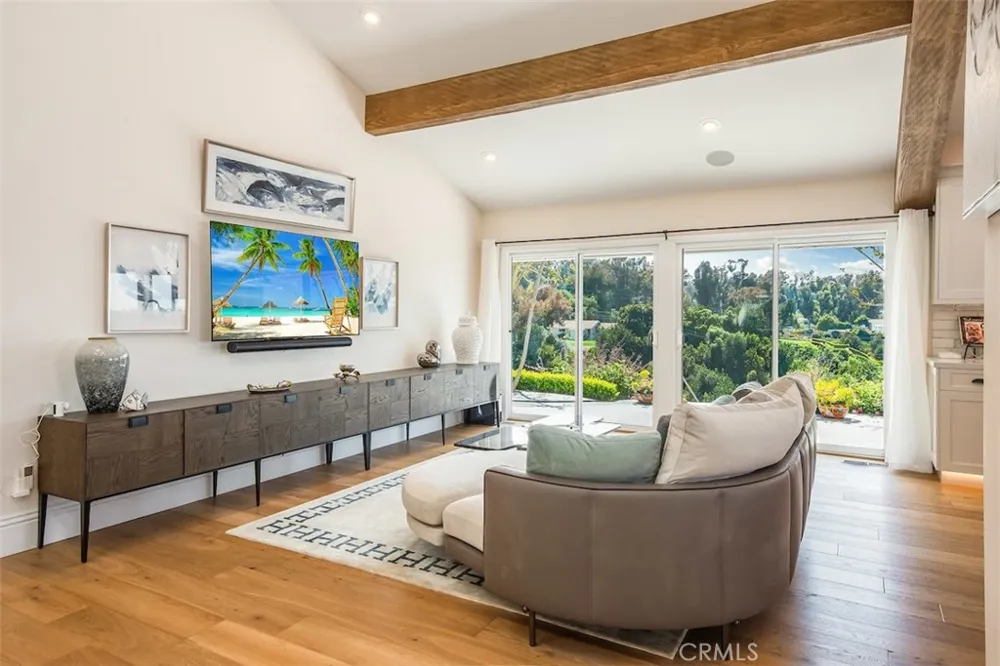 2 El Concho Lane Rolling Hills, CA 90274