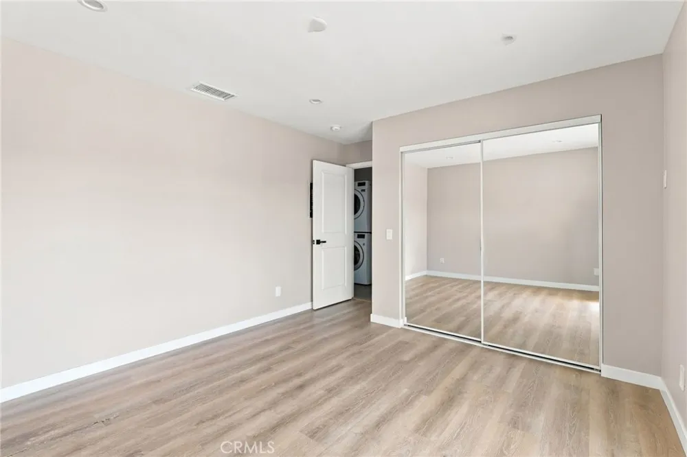 40235 W 17th st Palmdale, CA 93551