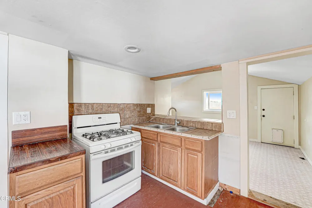 203 Fulton Street Ojai, CA 93023