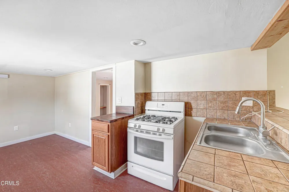 203 Fulton Street Ojai, CA 93023