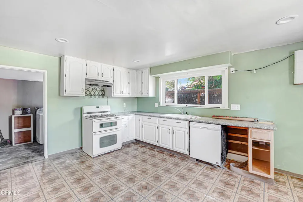 203 Fulton Street Ojai, CA 93023