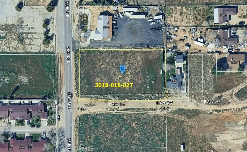 25 E Avenue Q2 Palmdale, CA 93550