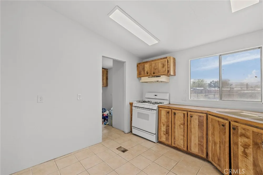 28106 Highway 119 Taft, CA 93268