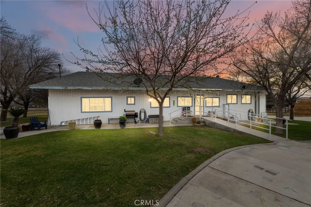 28106 Highway 119 Taft, CA 93268