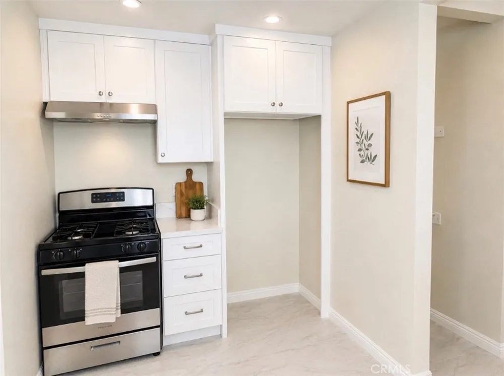 716 Fischer Glendale, CA 91205