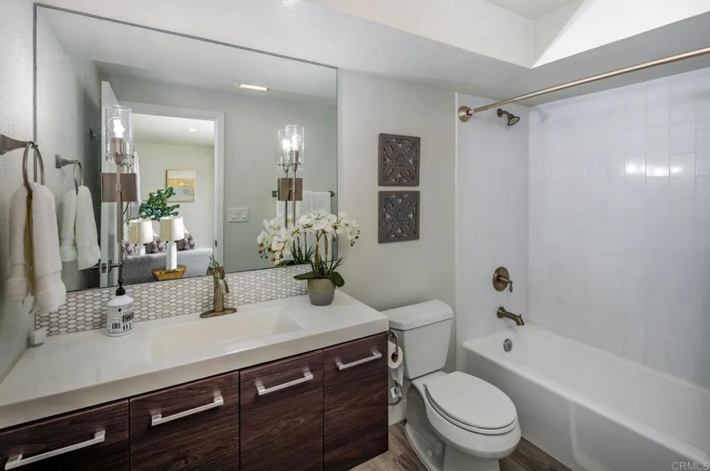 7525 Jerez Court #F Carlsbad, CA 92009