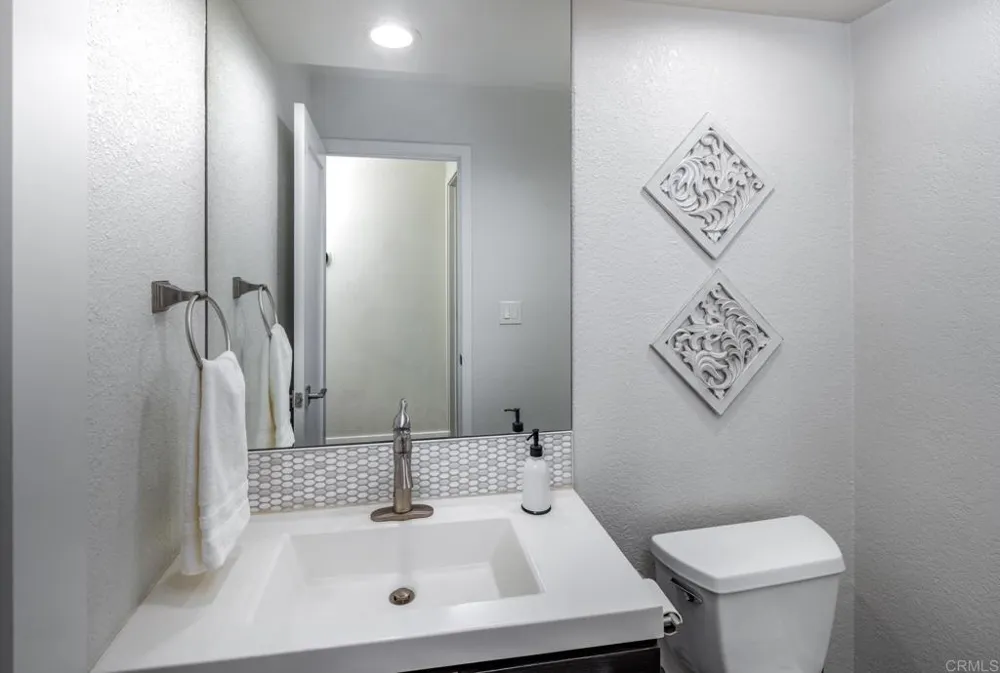 7525 Jerez Court #F Carlsbad, CA 92009