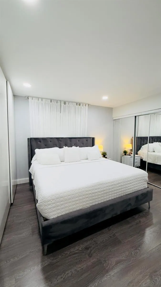 702 SE 2ND AVENUE SE #405 Deerfield Beach, FL 33441