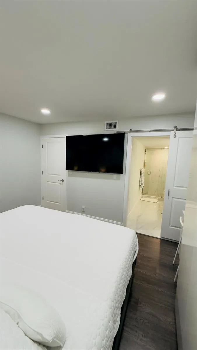 702 SE 2ND AVENUE SE #405 Deerfield Beach, FL 33441