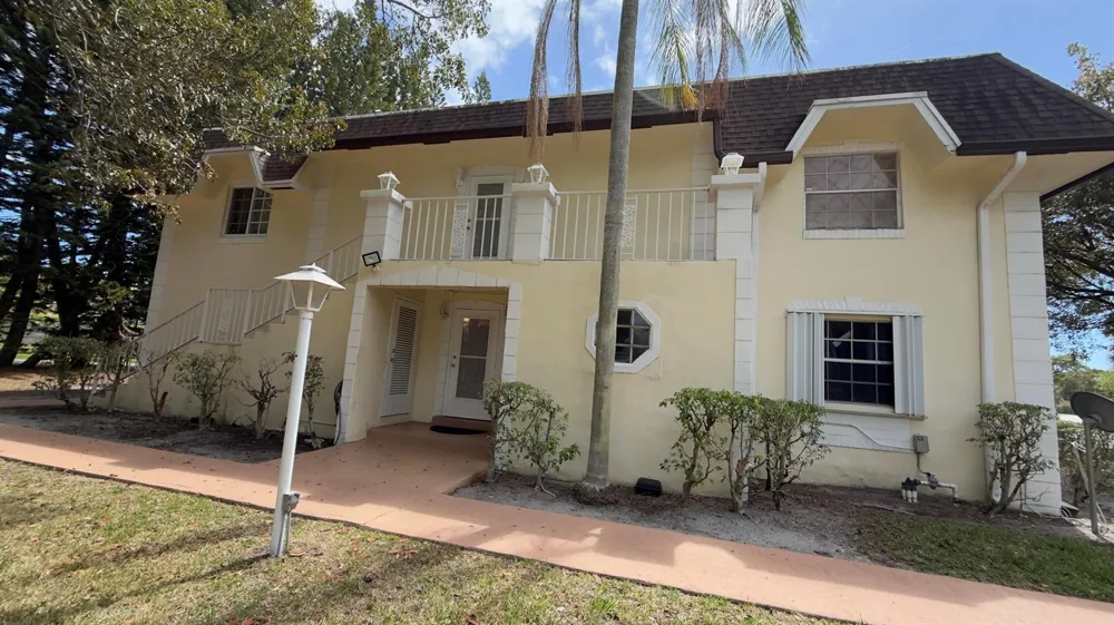 702 SE 2ND AVENUE SE #405 Deerfield Beach, FL 33441