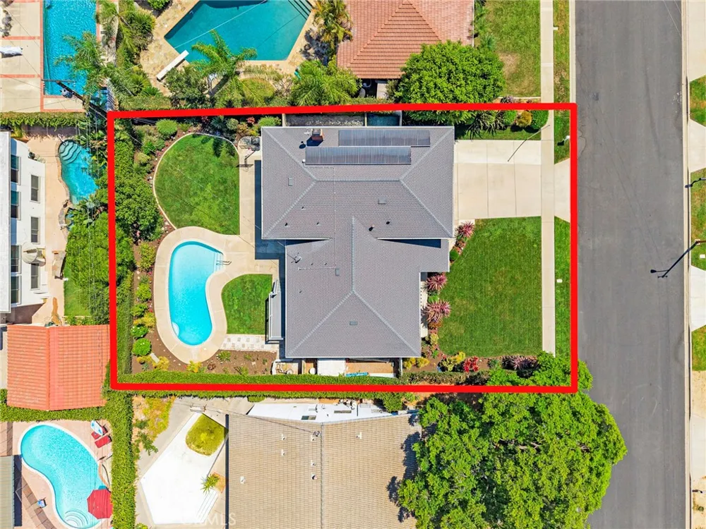 13112 Wheeler Place North Tustin, CA 92705