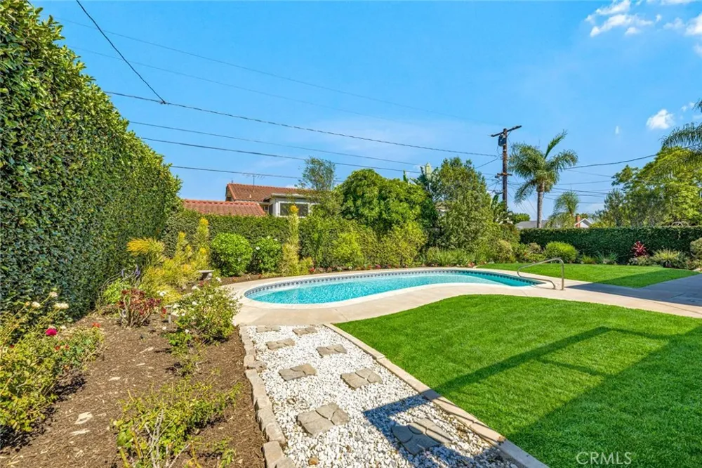 13112 Wheeler Place North Tustin, CA 92705