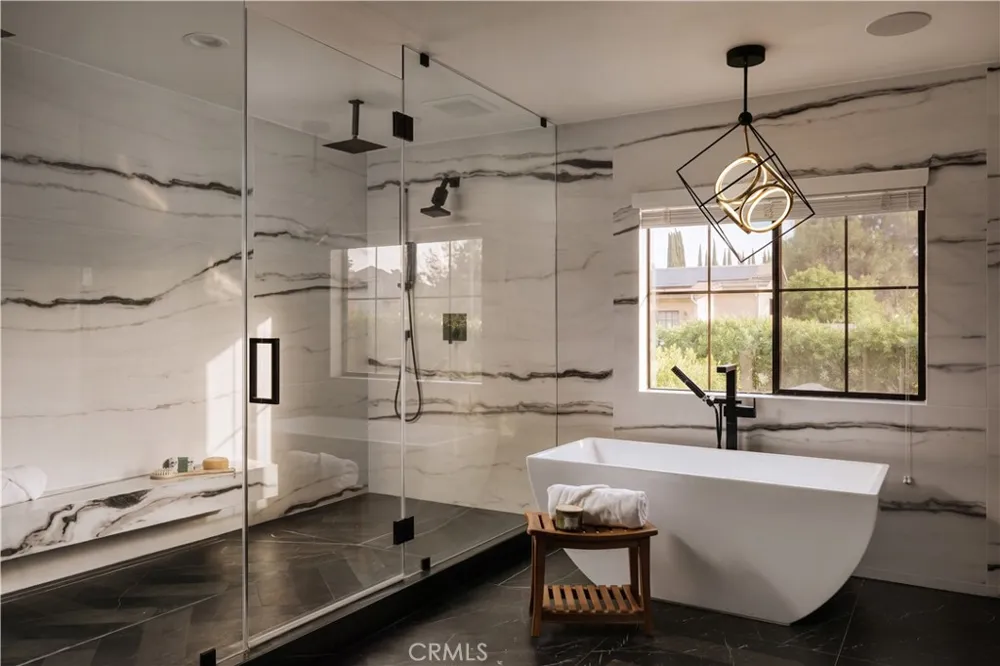 14803 Otsego Street Sherman Oaks, CA 91403