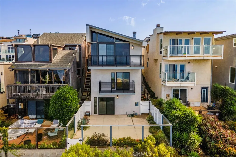 881 Quivera Street Laguna Beach, CA 92651