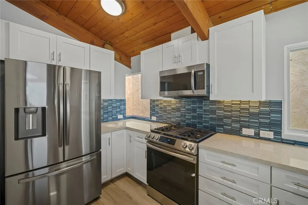 881 Quivera Street Laguna Beach, CA 92651