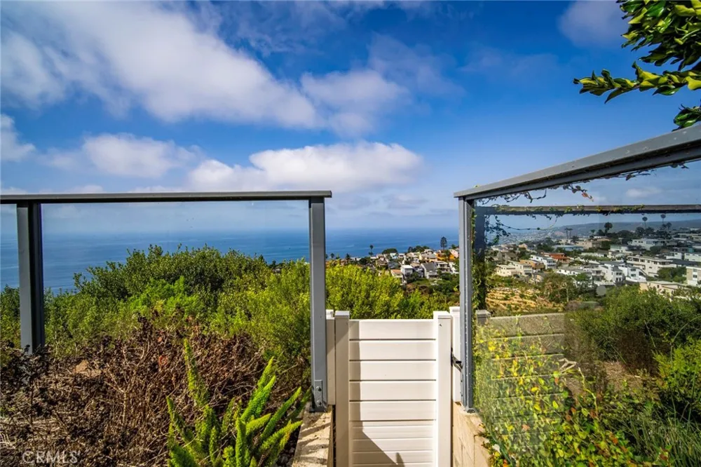 881 Quivera Street Laguna Beach, CA 92651