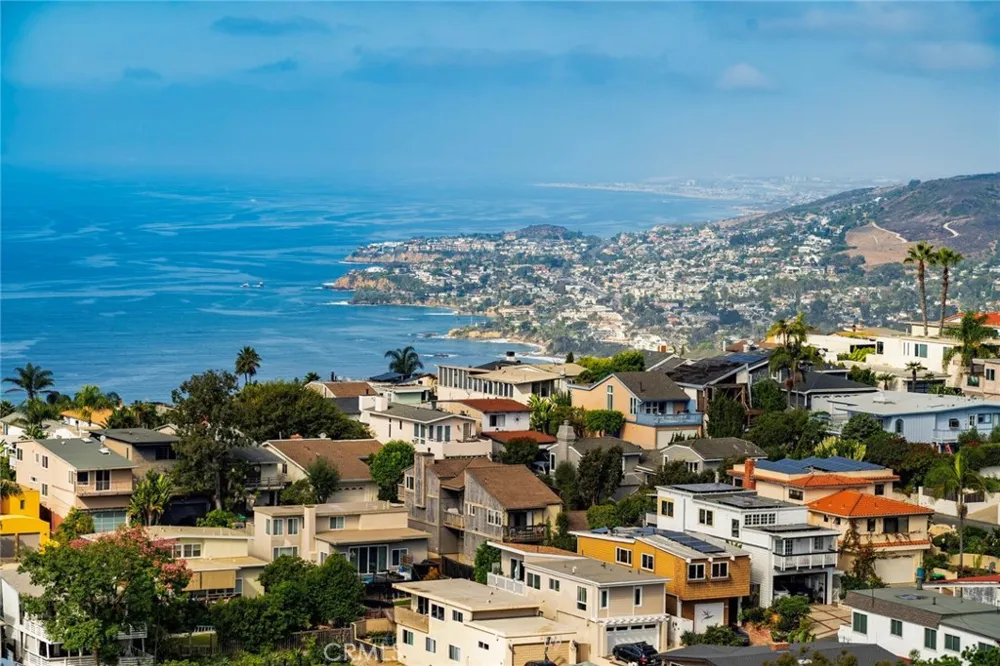 881 Quivera Street Laguna Beach, CA 92651