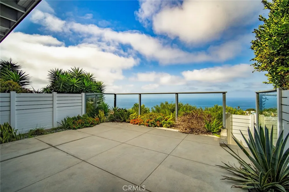 881 Quivera Street Laguna Beach, CA 92651