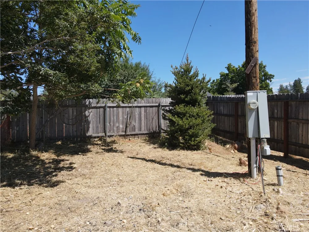 675 Memorial Paradise, CA 95969
