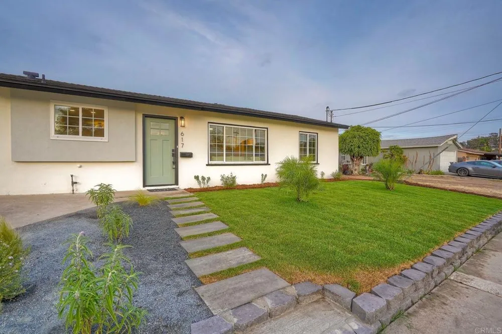 617 Osage St Spring Valley, CA 91977