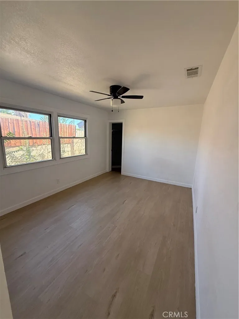 37815 Robina Avenue Palmdale, CA 93550