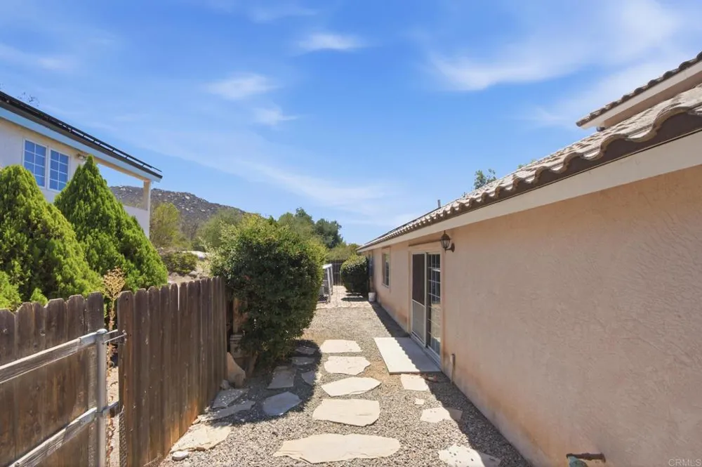 24396 Sargeant Road Ramona, CA 92065