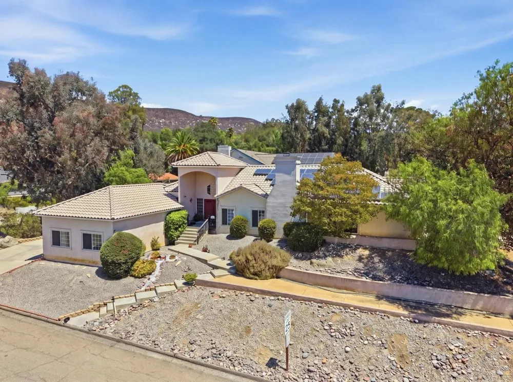 24396 Sargeant Road Ramona, CA 92065