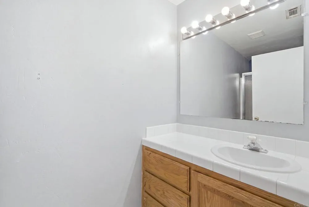 24396 Sargeant Road Ramona, CA 92065