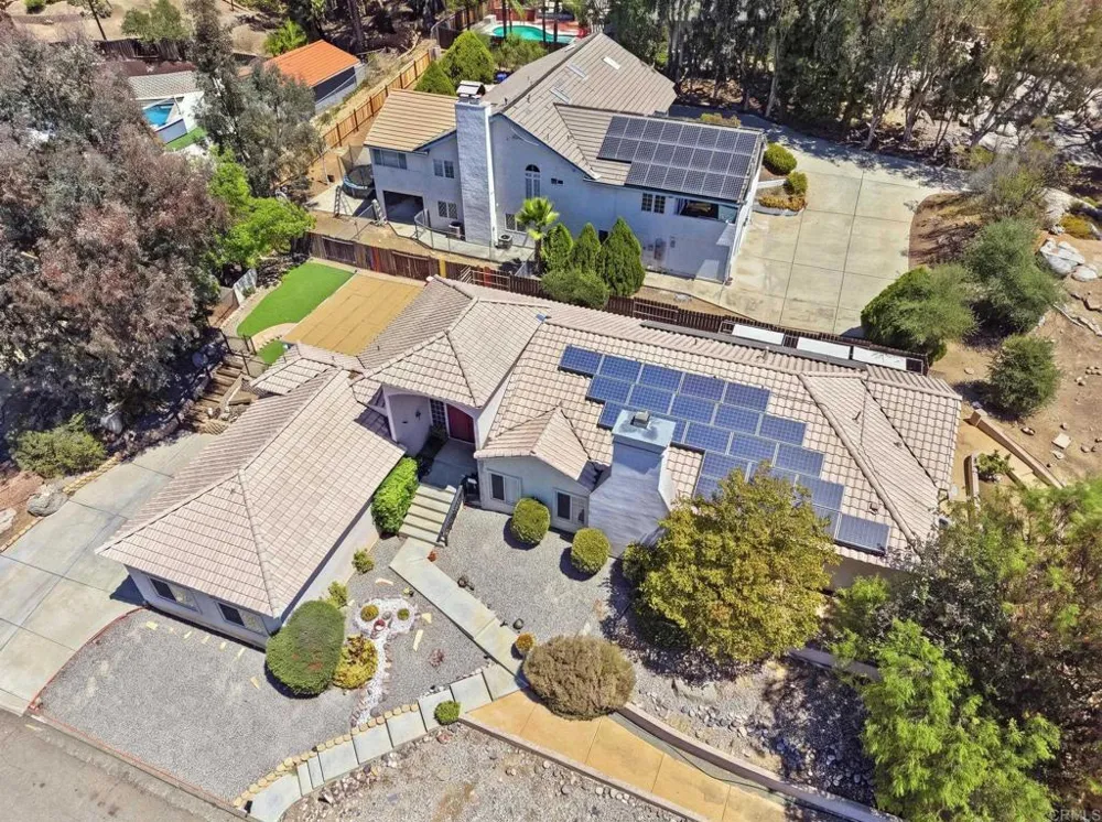 24396 Sargeant Road Ramona, CA 92065