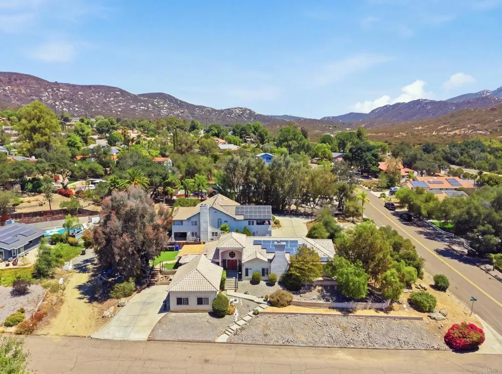 24396 Sargeant Road Ramona, CA 92065