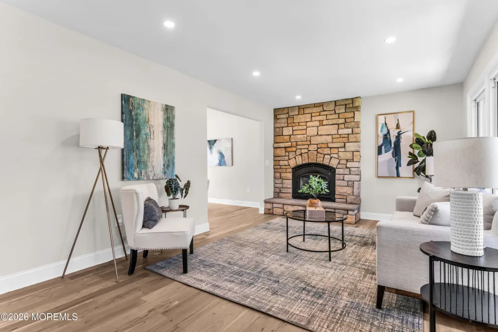 5 Wilbur Drive Allentown, NJ 08501