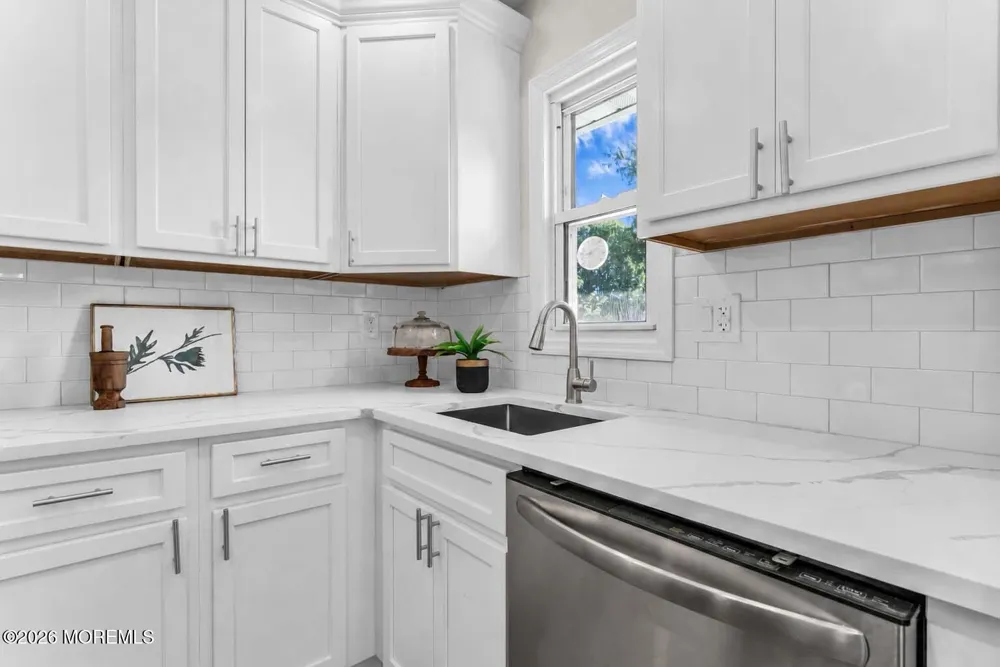 5 Wilbur Drive Allentown, NJ 08501