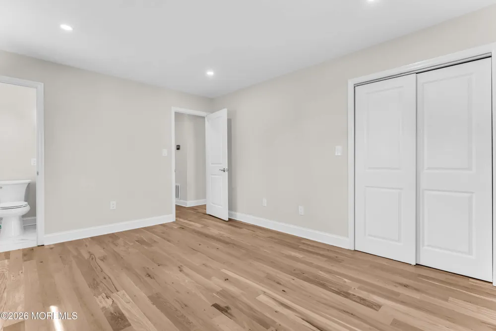 5 Wilbur Drive Allentown, NJ 08501