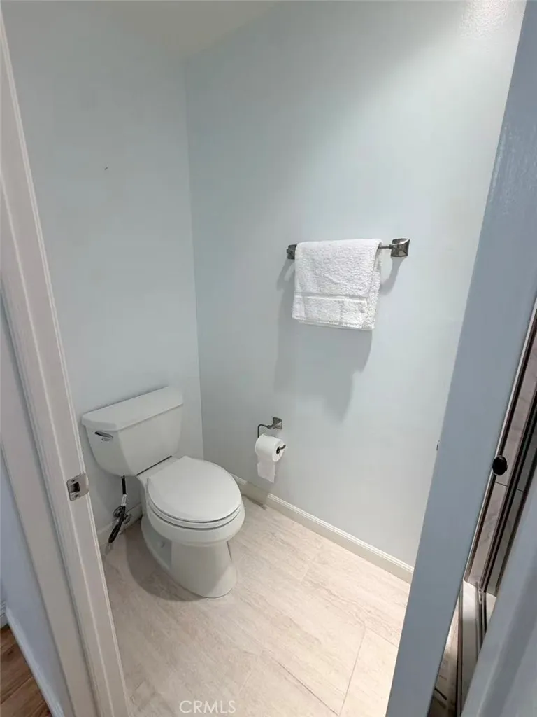 27 Sarena Irvine, CA 92612