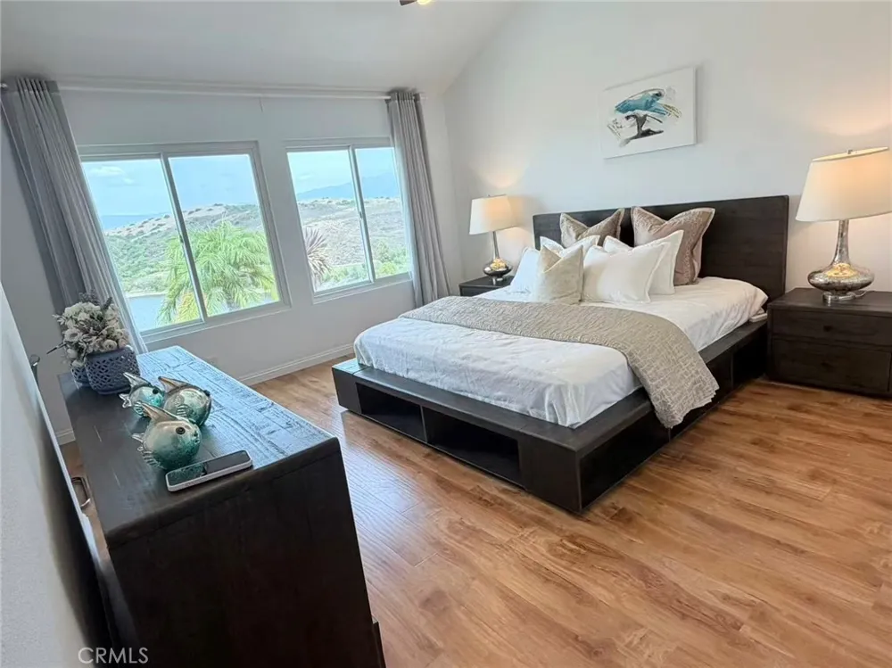 27 Sarena Irvine, CA 92612