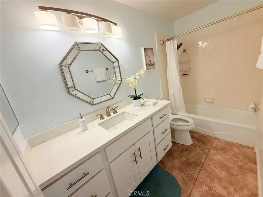 27 Sarena Irvine, CA 92612