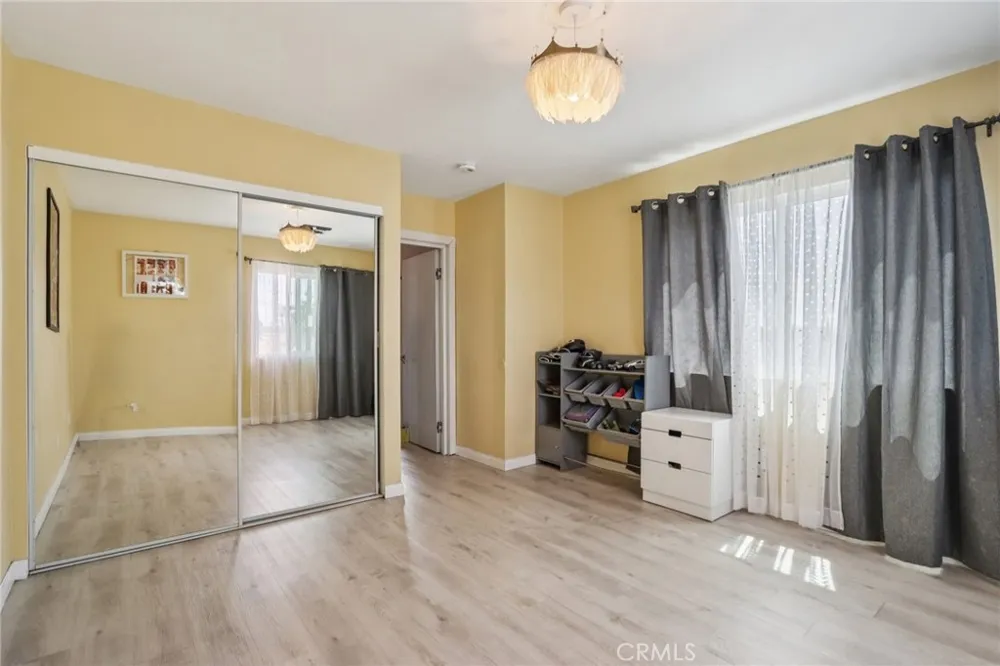 6545 Kraft Avenue North Hollywood, CA 91606