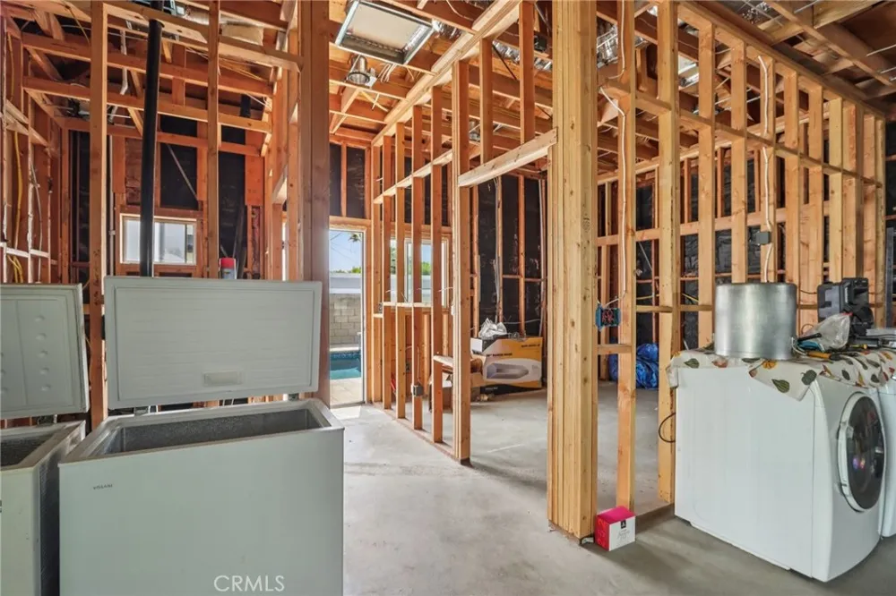 6545 Kraft Avenue North Hollywood, CA 91606