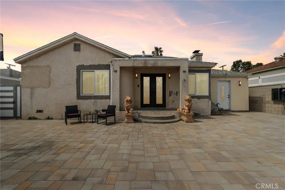 6545 Kraft Avenue North Hollywood, CA 91606