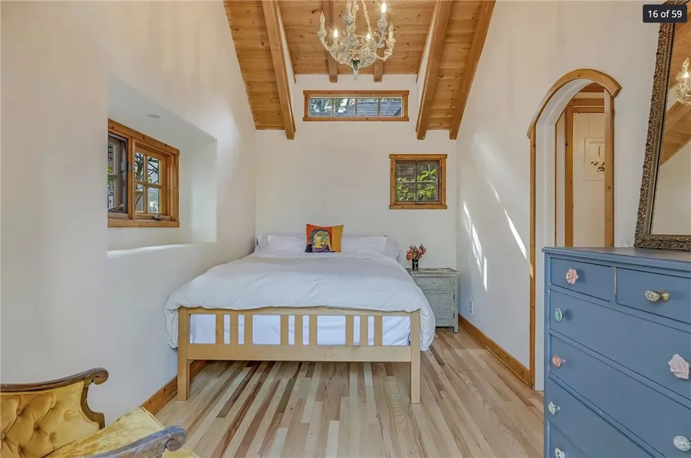 1225 Roosevelt Ln Laguna Beach, CA 92651