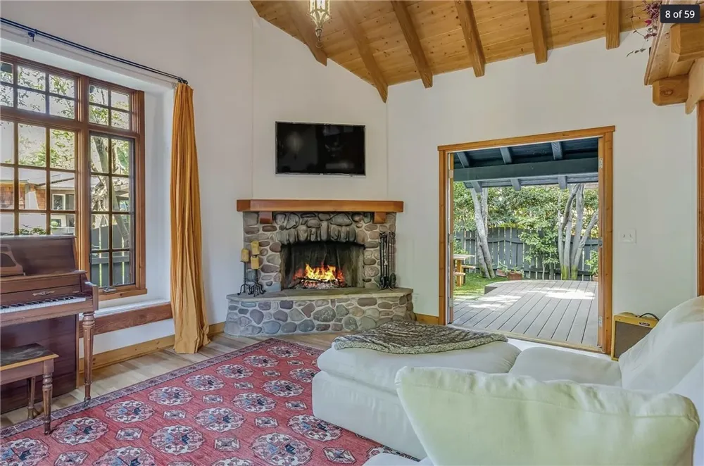 1225 Roosevelt Ln Laguna Beach, CA 92651