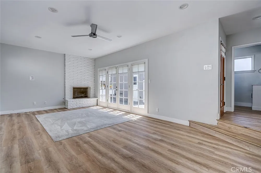 644 14th Manhattan Beach, CA 90266