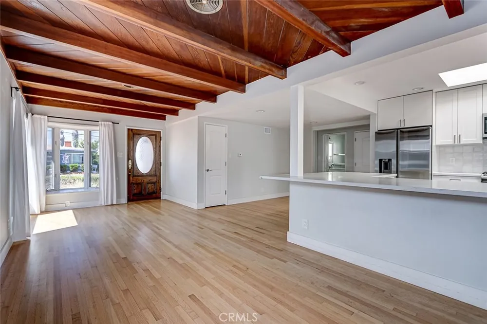 644 14th Manhattan Beach, CA 90266