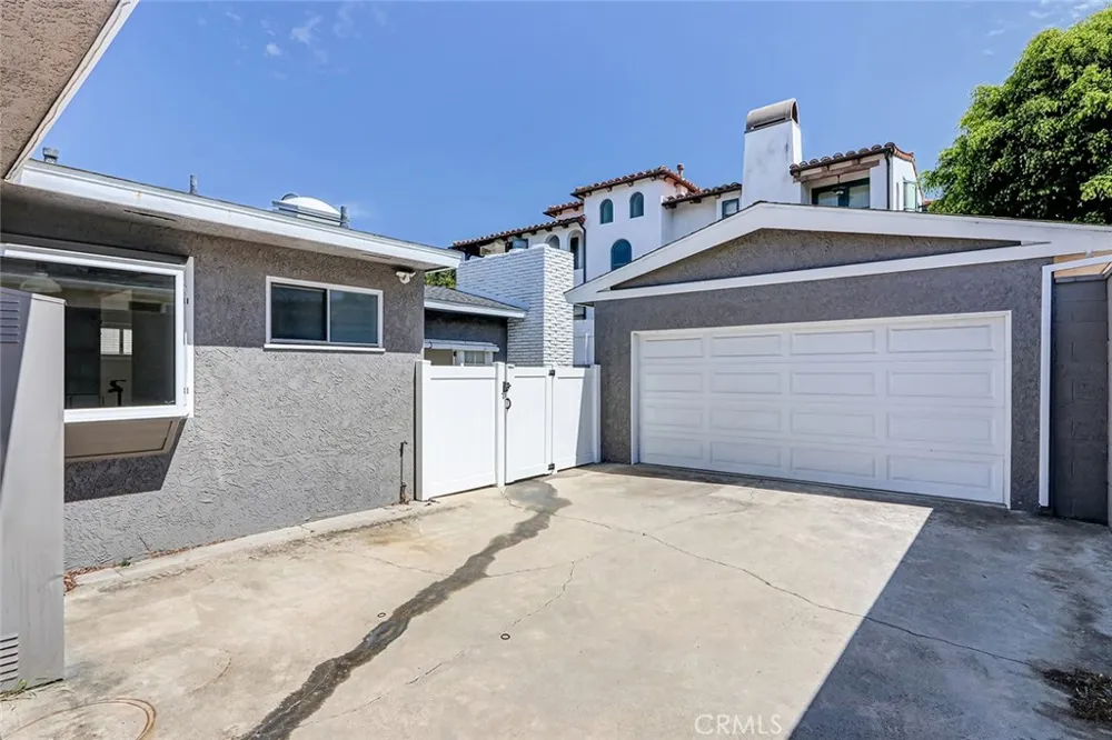 644 14th Manhattan Beach, CA 90266