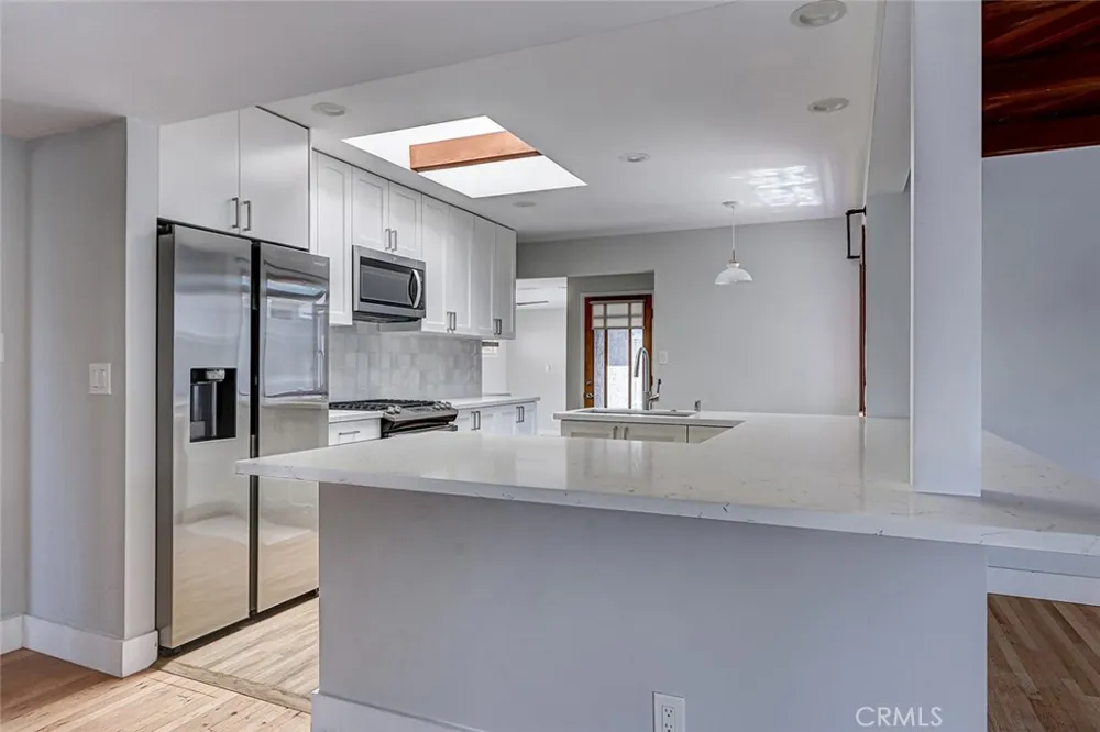 644 14th Manhattan Beach, CA 90266