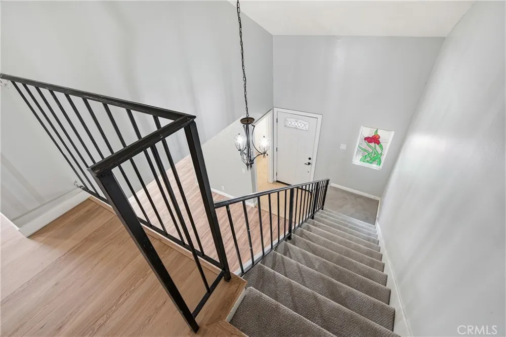 28942 Rue Daniel Canyon Country, CA 91387