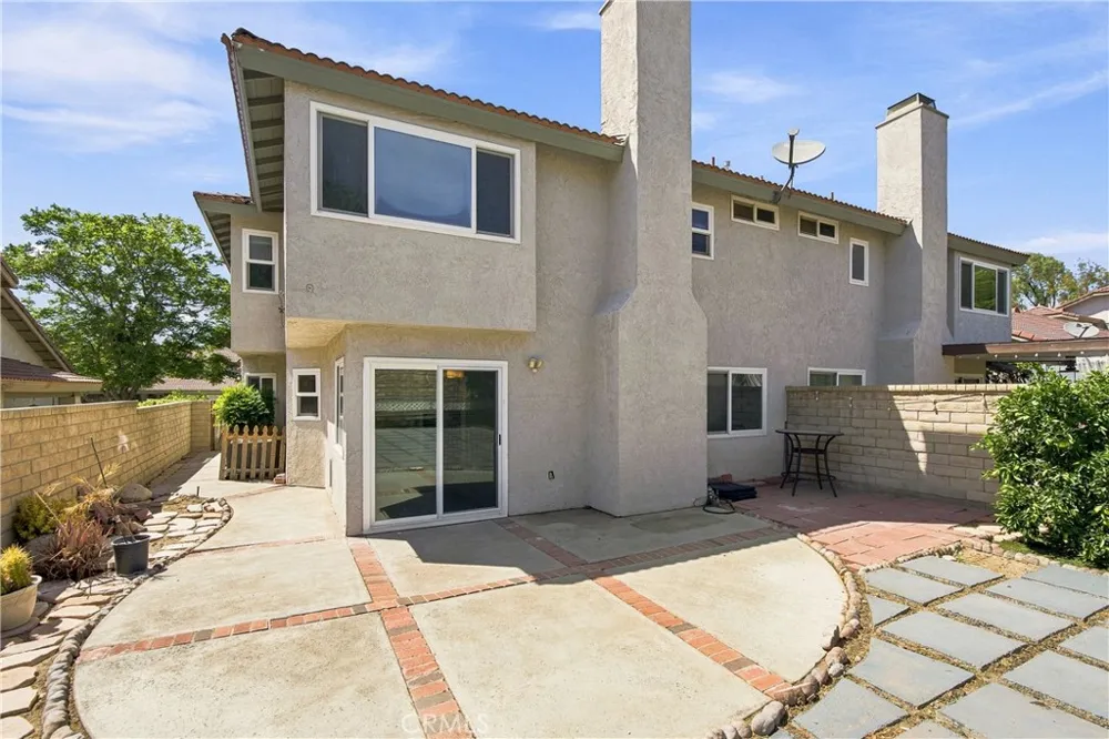 28942 Rue Daniel Canyon Country, CA 91387