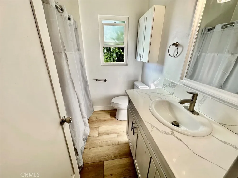 10215 S 10th Avenue #6 Inglewood, CA 90303