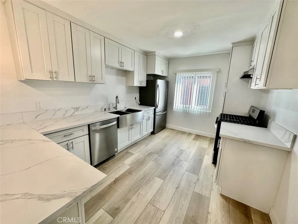 10215 S 10th Avenue #6 Inglewood, CA 90303